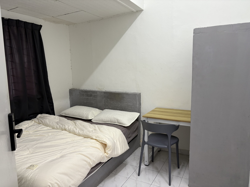 JB Rusa Residences — Room 1