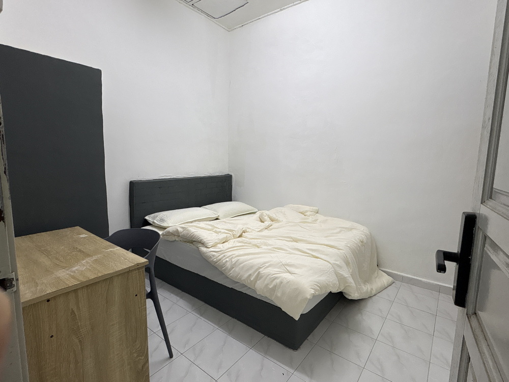 JB Rusa Residences — Room 2