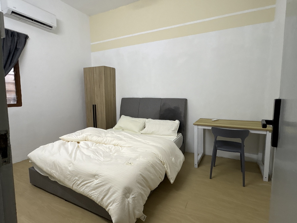 JB Tekun Residences — Room 1
