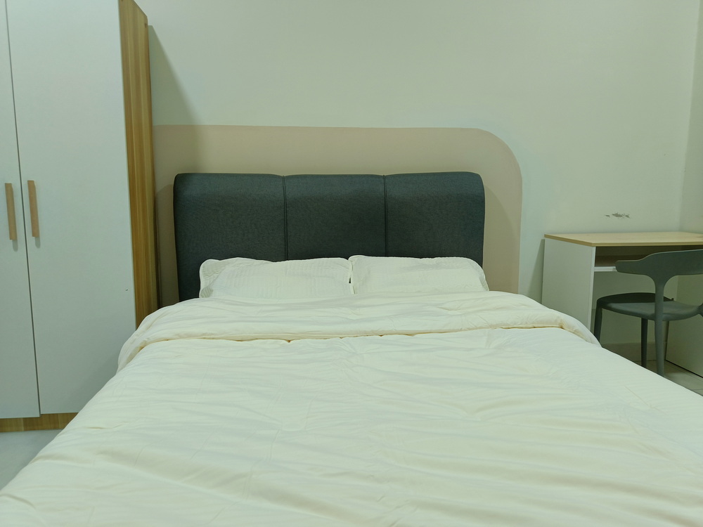 M Vertica Residences — Room 1