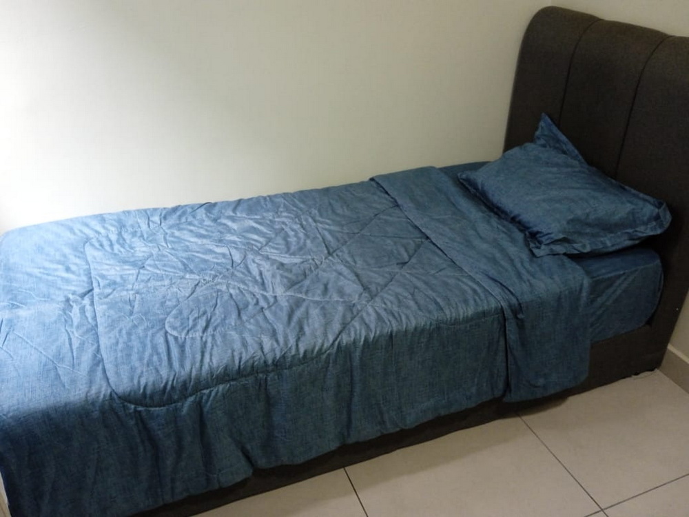 M Vertica Residences — Room 4