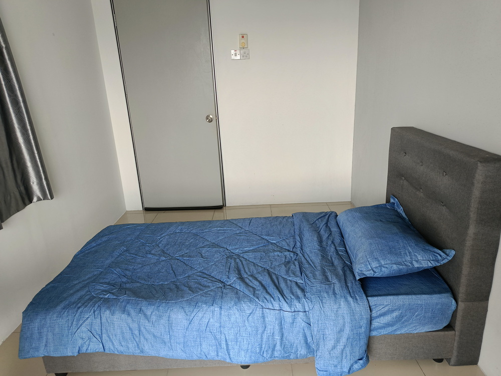 PV 15 Residences — Room 2