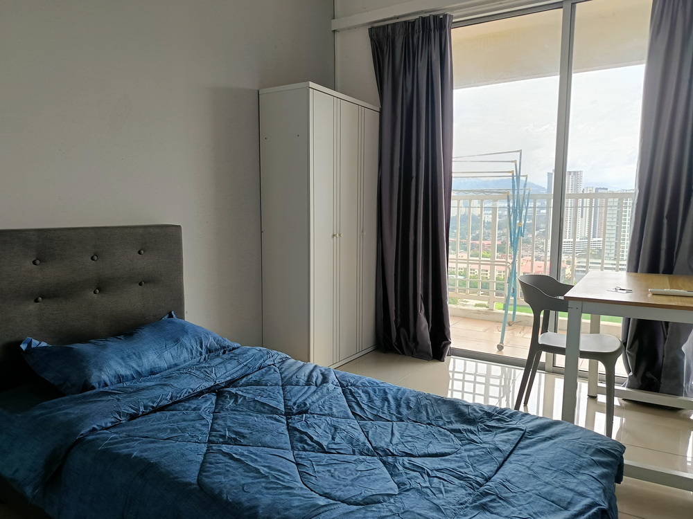 PV 15 Residences — Room 2