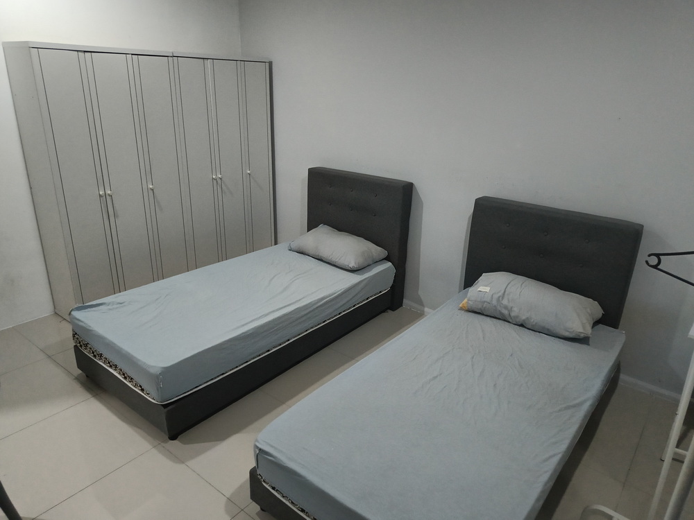 PV 15 Residences — Room 4