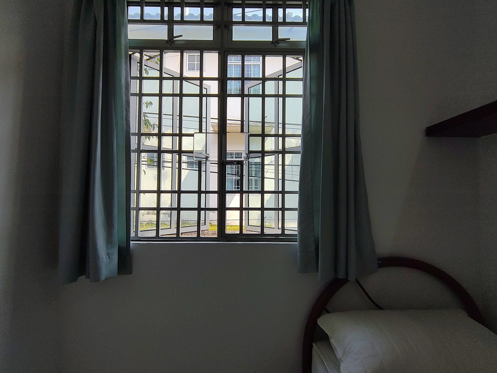 Oxford — Room 3