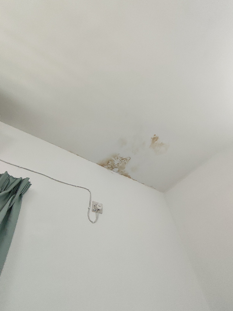 Oxford — Room 5