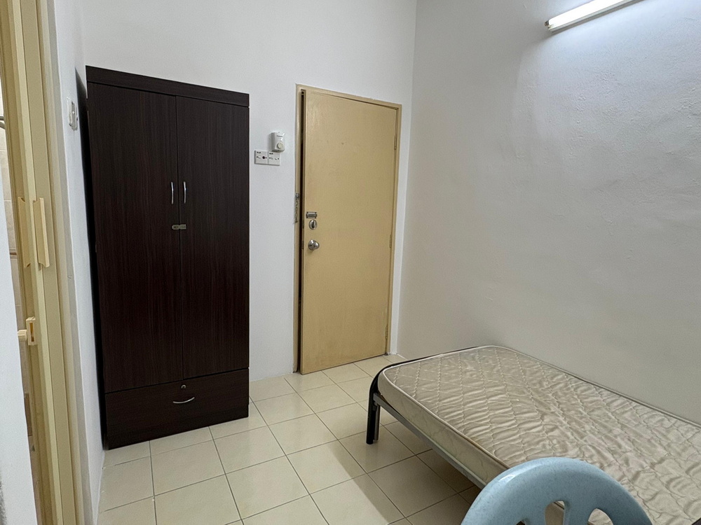 Tsing Hua — Room 1
