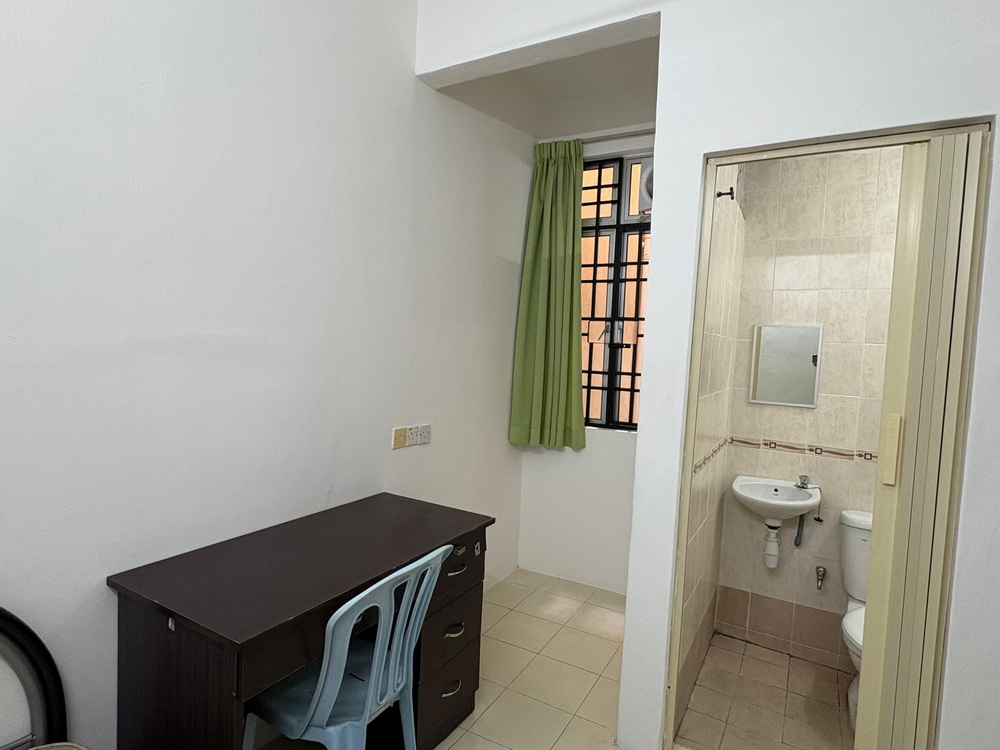 Tsing Hua — Room 1