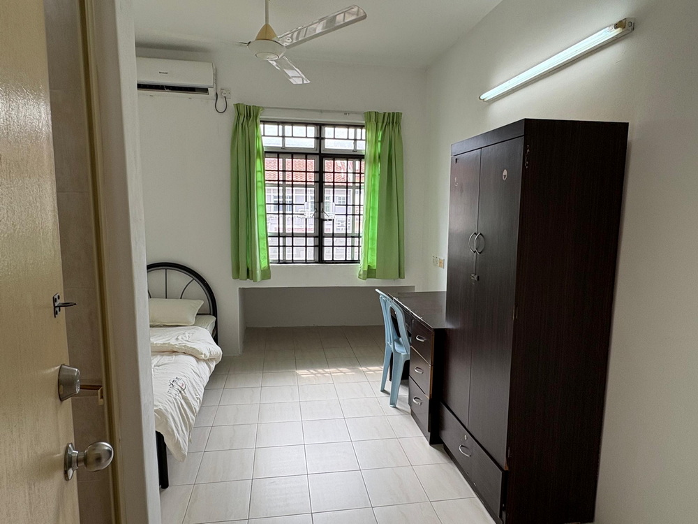 Tsing Hua — Room 2