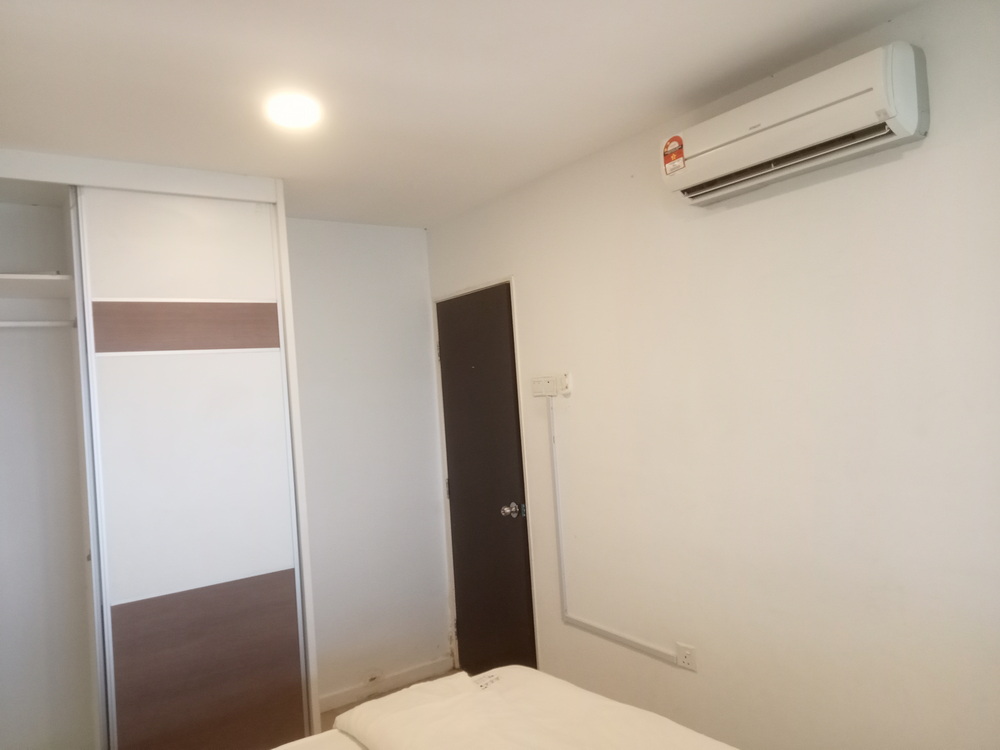 D'Latour Residences — Room 1