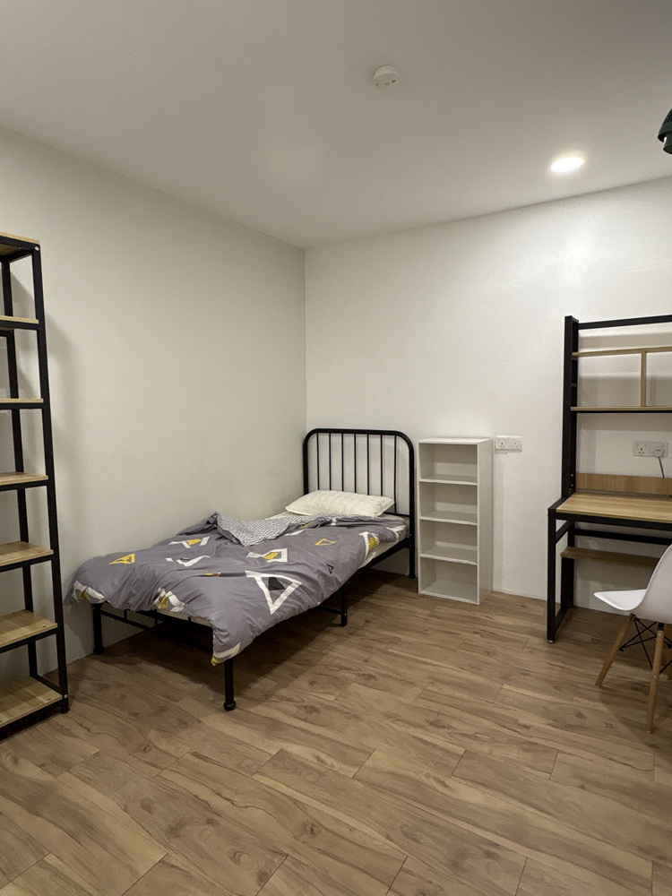 Nadayu Dagang 28 Residences — Room 10