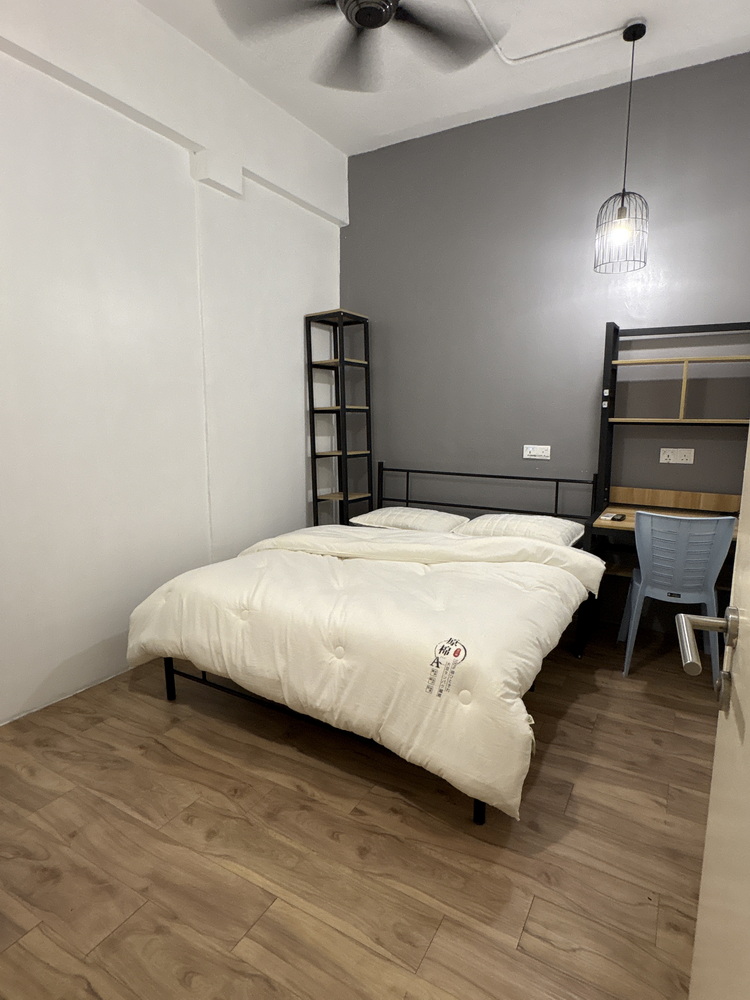 Nadayu Dagang 28 Residences — Room 11