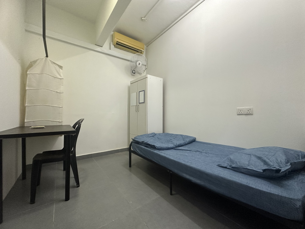 SS15 Residences — Room 1
