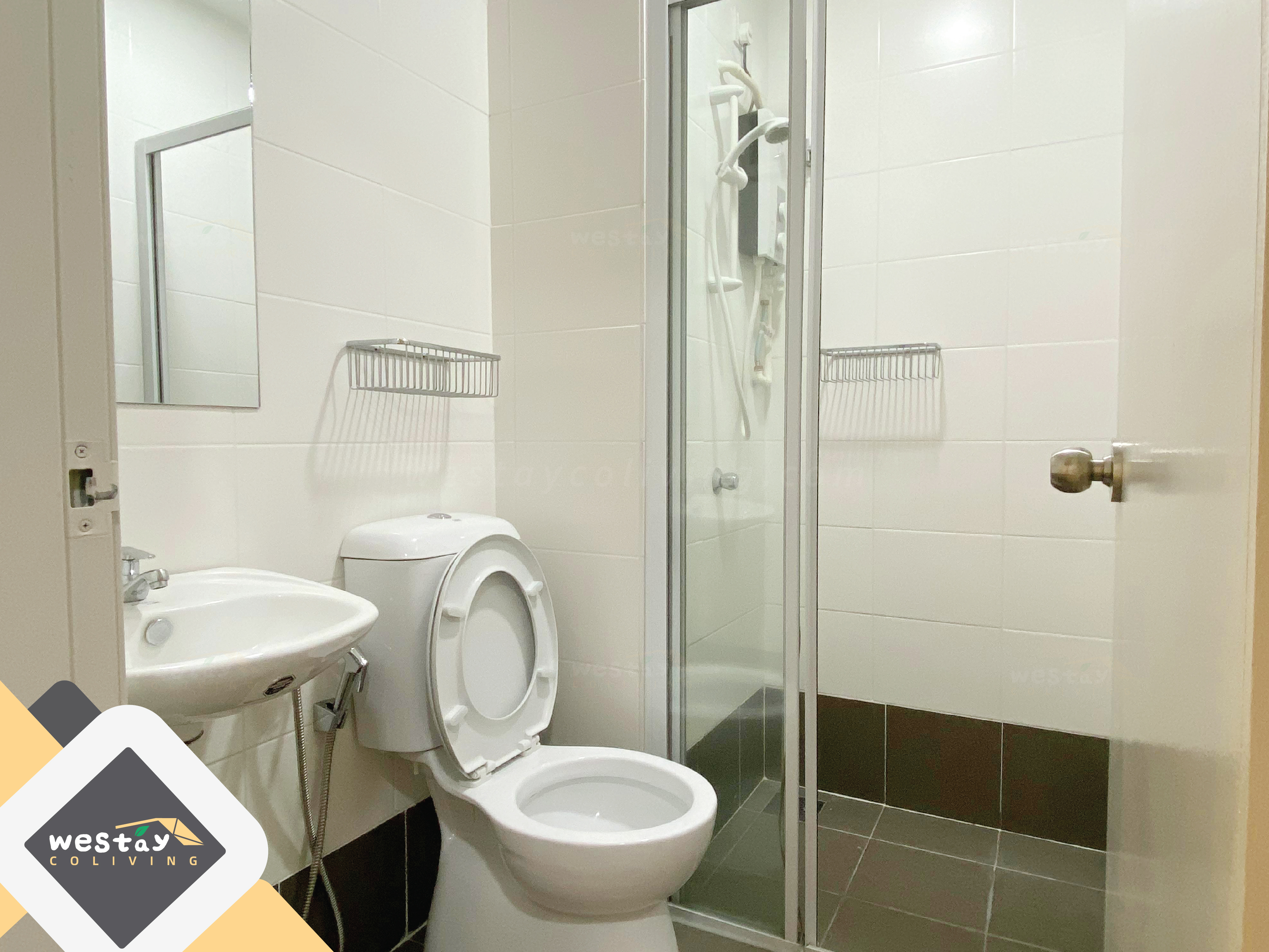 Kampar | Westlake Villa Room 3